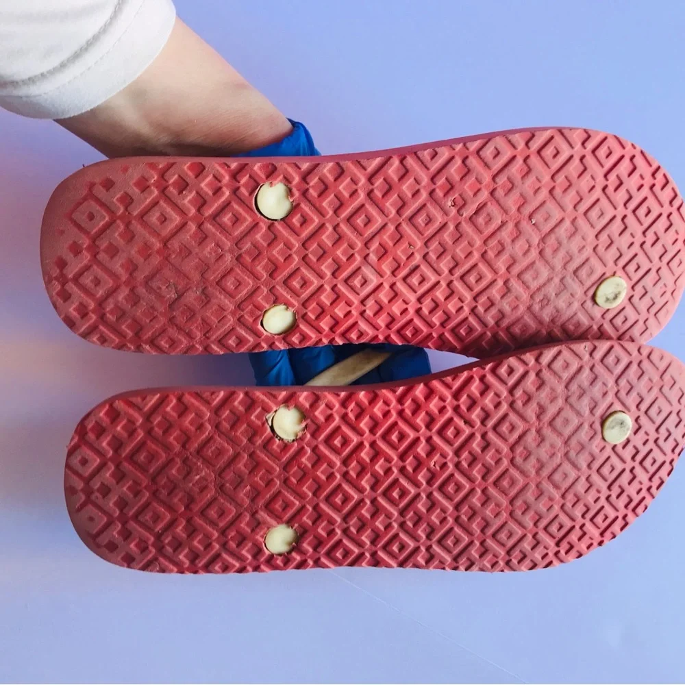 Tory Burch Red Floral Flip‎ Flops